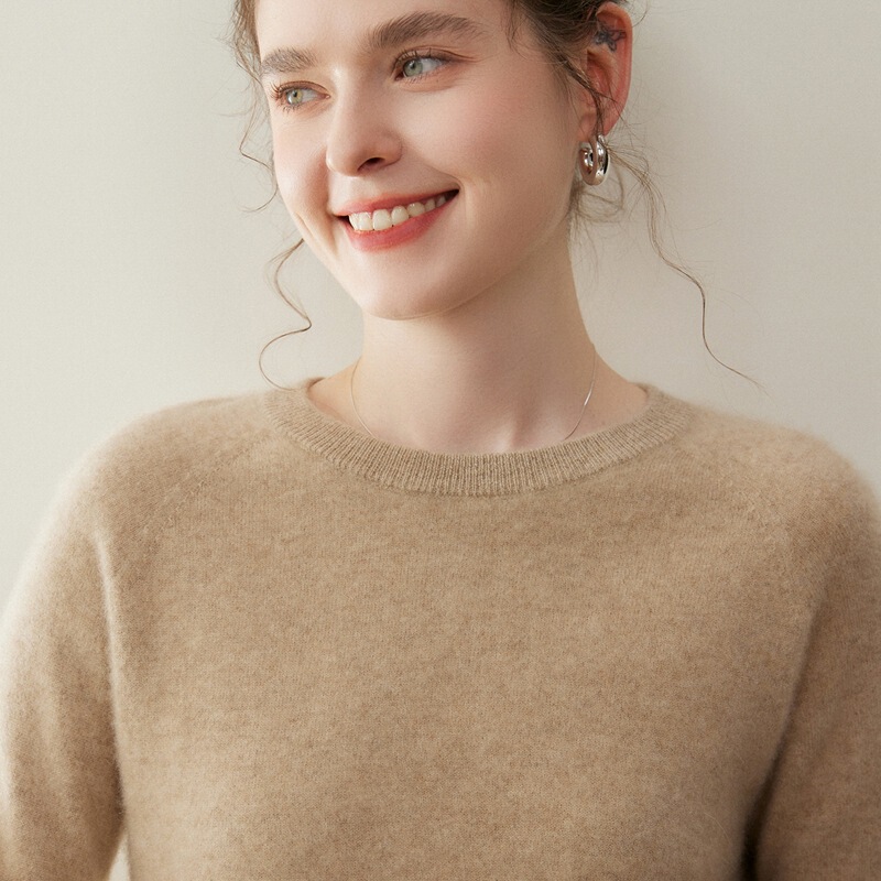 100% Cashmere Knitwear for Women, Round Neck Pure Color Classic Knitwear, Warm and Slimming Look, Elegant Knitwear, Versatile Base Layer 100% Cashmere Knitwear for Women, Round Neck Pure Color Classic Knitwear, Warm and Slimming Look, Elegant Knitwear, Versatile Base Layer
