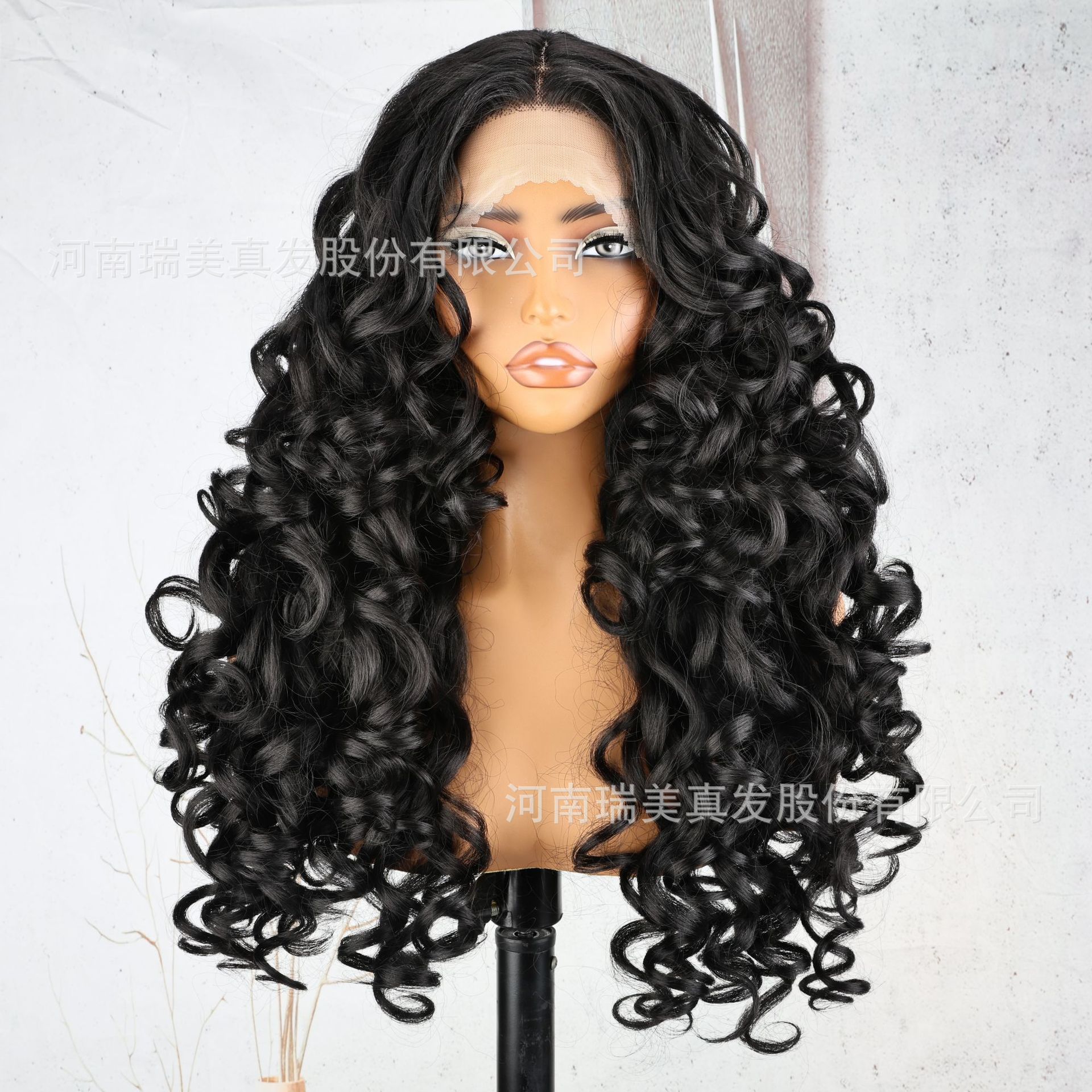 13×4×1 Lace Front Wig 22inch Curly Wig Pre-Plucked Hairline Middle Part Lace Front Wig