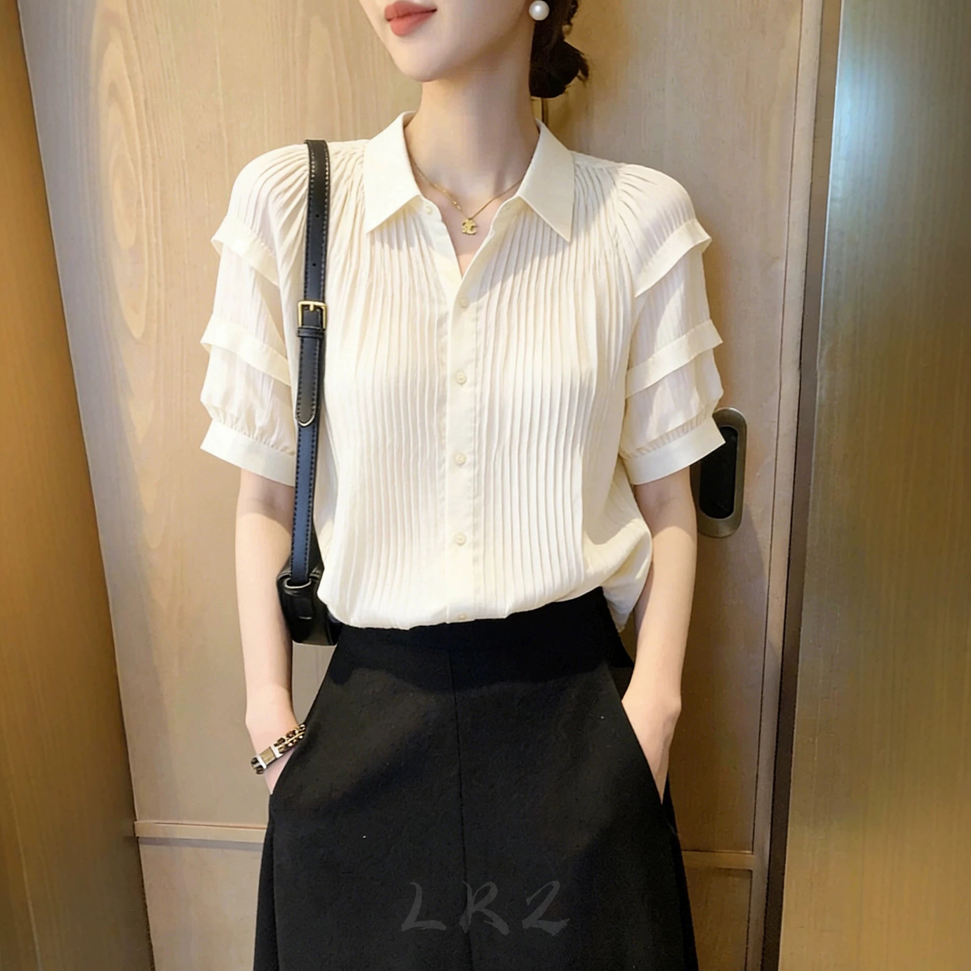 Áo sơ mi cổ Polo nữ trắng kiểu Pháp, tay ngắn, chất liệu cao cấp — màu trắng chi tiết 3