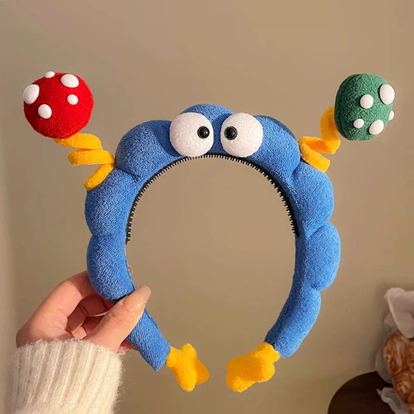 Big-eyed mushroom toothed headband