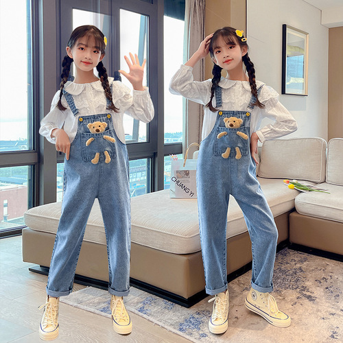 Girls jeans cute pocket bear denim overalls Korean style spring girls pants new spring and autumn trousers