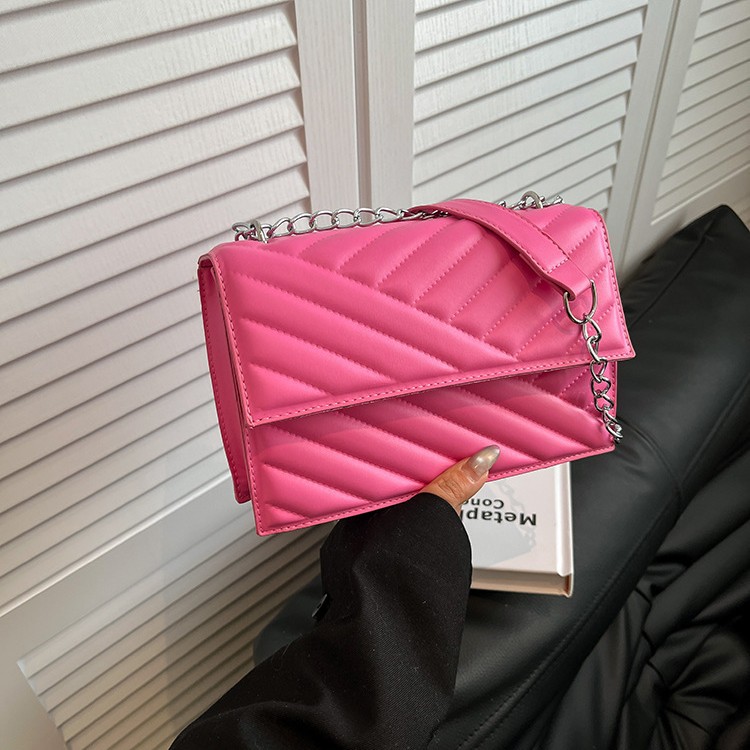 Bolso de mujer de moda de textura de micrófono simple bolso de moda de mujer bolso de diamante bolso de cinturón bolso de cadena retro bolso de mujer