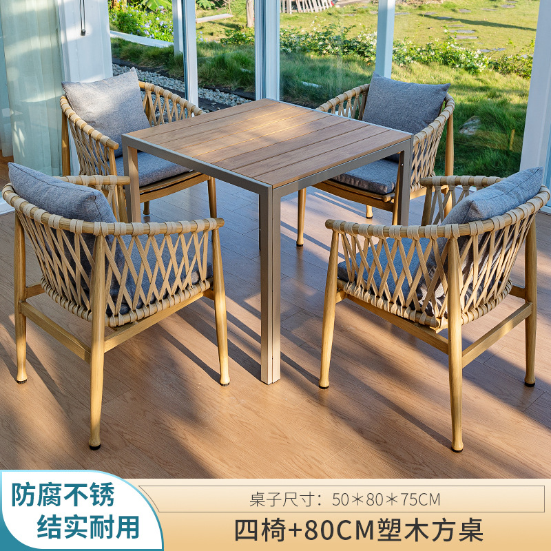 Cuatro sillas 80cm mesa cuadrada de madera de plástico