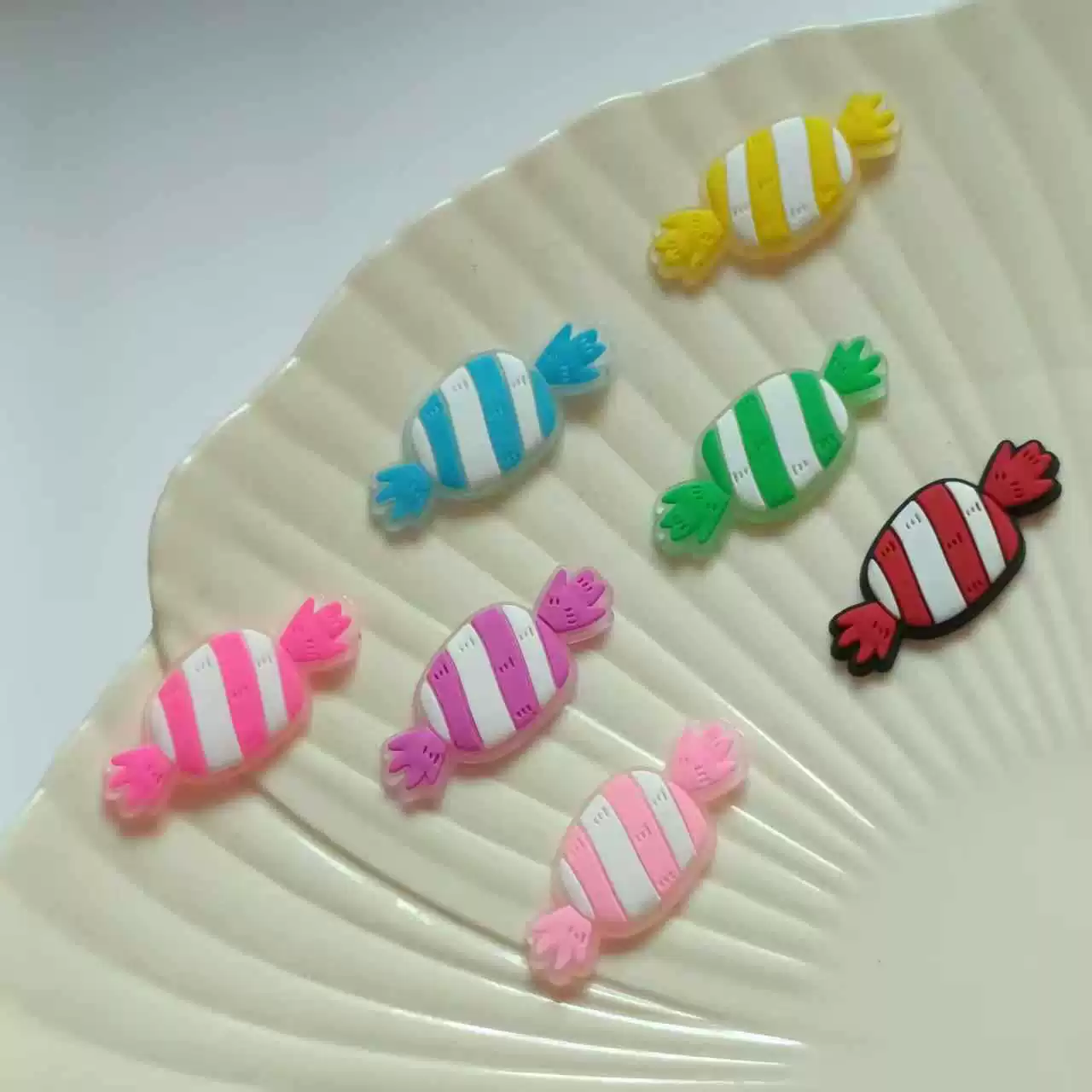 Свежие конфеты ПВХ мягкие клейкие нашивки DIY чехол для телефона рождественская обувь цветок пляжная обувь аксессуары для сабо материалы.