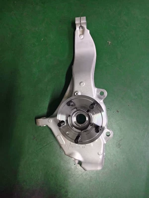 LR040119 LR040118 LR043581 – Steering knuckle