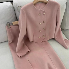 端正な大気の婦人服の小さい香風のスーツの秋冬2025新型の婦人服のお姉さんの軽い熟の風毛は2つのスカートです。