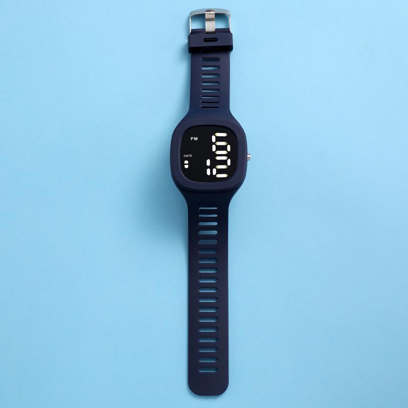 Coreano MORI Deportes simple LED de pantalla grande simple mano electrónica cuadrado digital masculino y femenino estudiante pareja novias