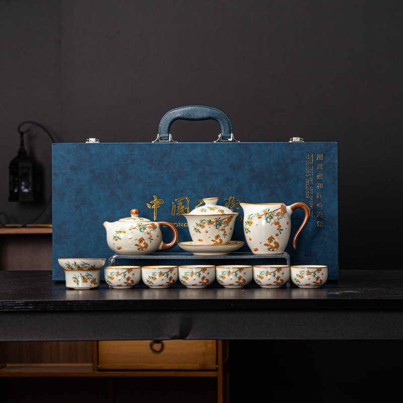 High-End Beige Ru Kiln Kung Fu Tea Set with Crackle Glaze, Suitable for Gifting, Business Gifts, and Souvenirs, Packaged in a Gift Box