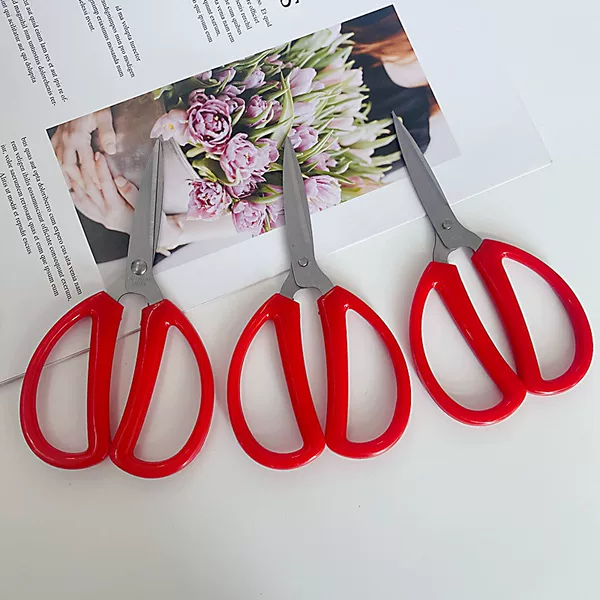Red scissors household scissors paper cutting office cutting stationery scissors 2 yuan store department store wholesale