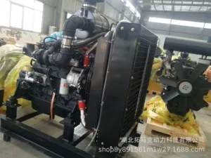 Süpürgə mühərriki Cummins QSB5.9-C180 üç-mərhələli elektron idarəetmə dizel mühərriki