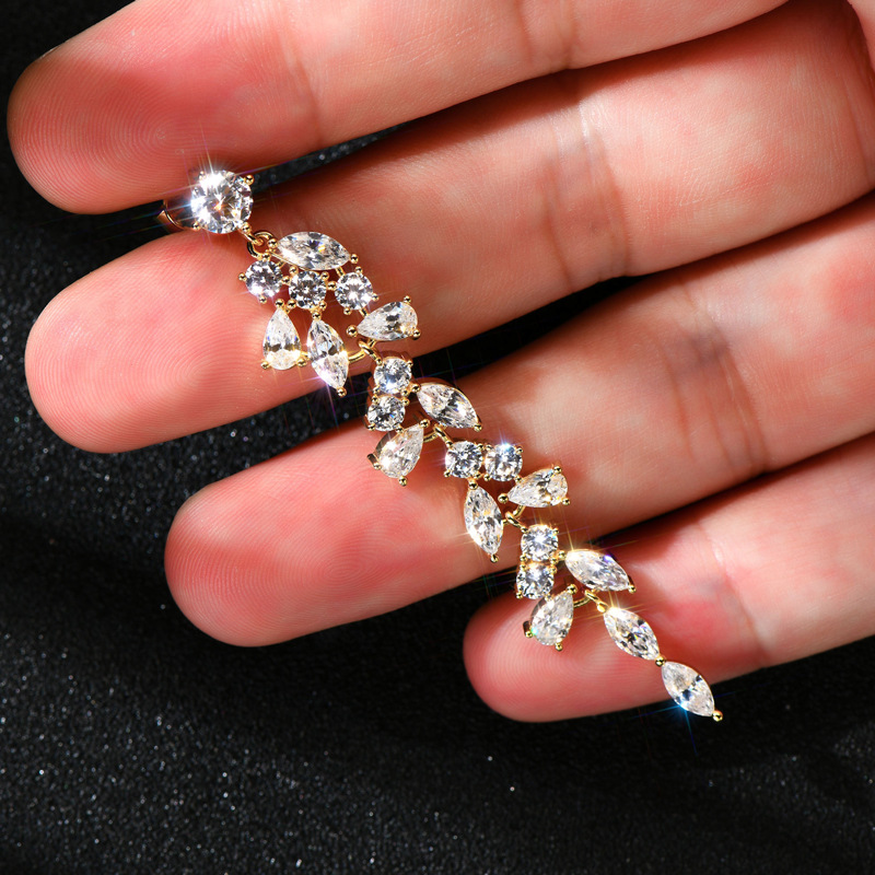 Glimmering Luxury Fringed Earrings in S925 Sterling Silver with Zircon Highlights for Fashionable Girls