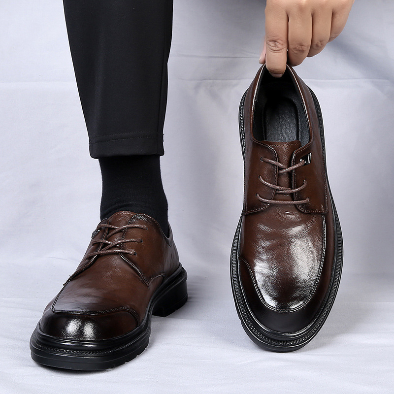 Zapatos de cuero para hombres nueva tendencia transpirable, suela blanda para hombres, viajes de negocios, zapatos de ocio, zapatos de boda, zapatos de moda para hombres