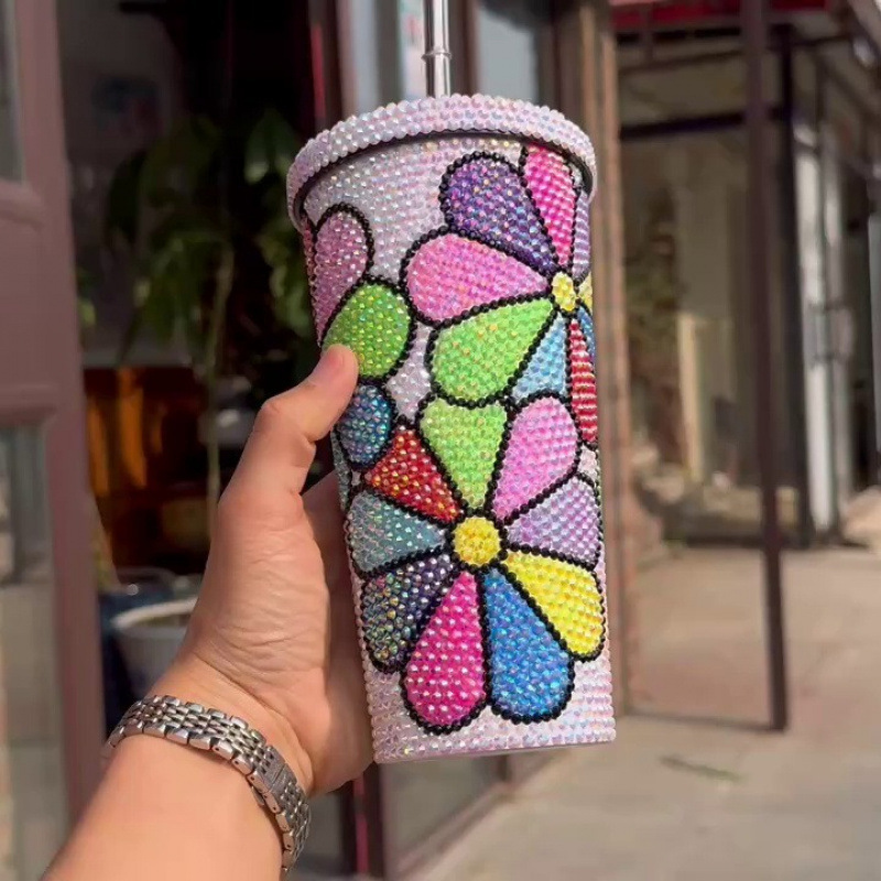 Double-layer plastic cup with drill cup high color value handmade DIY diamond-studded cup durian cup student portable suction cup