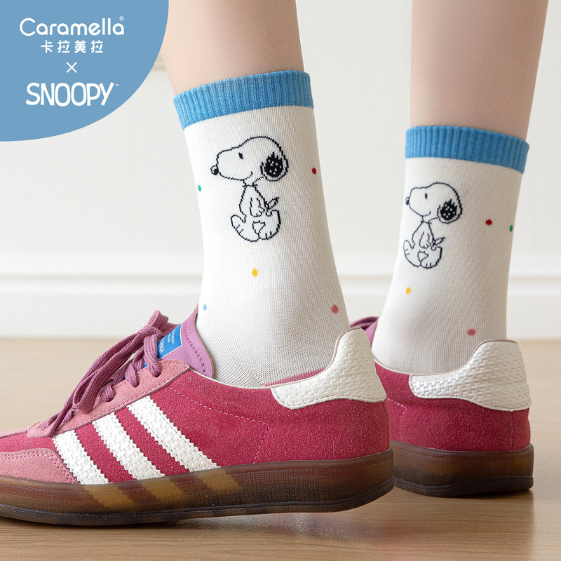 Caramera 2025 Autumn and Winter New Socks Snoopy Joint Cotton Socks Cute Cartoon Simple Mid-Calf Socks Women's Socks