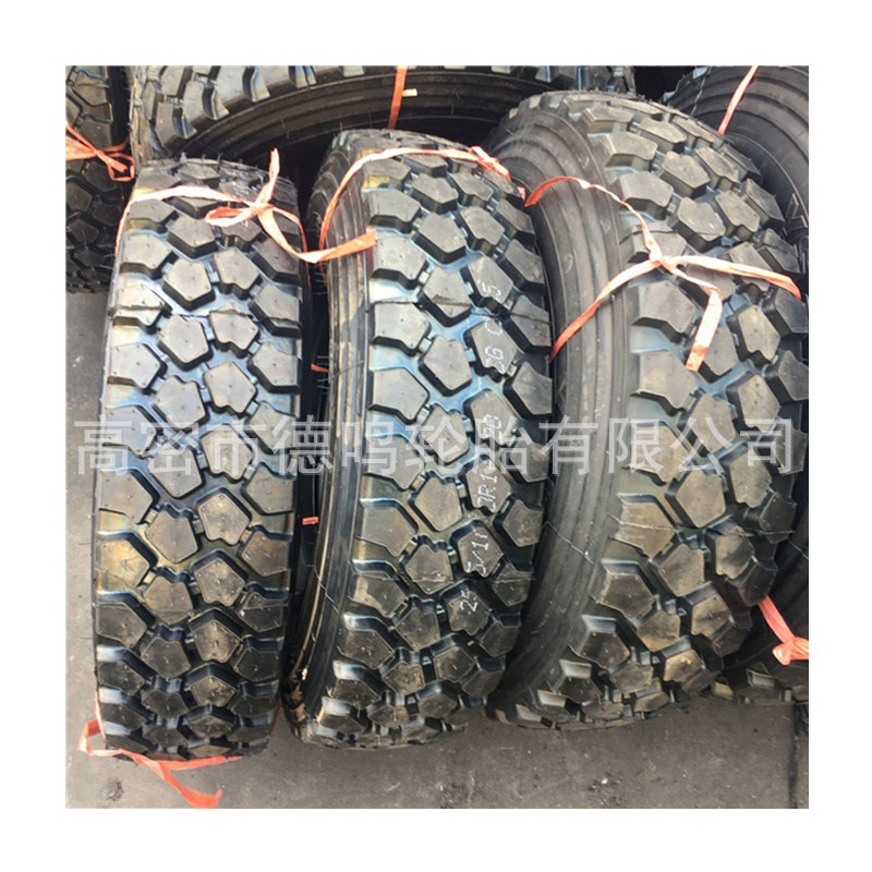 Al por mayor en stock Mar Amarillo Iveco NJ2046 rescate reparación coche todoterreno neumático 255/100R16YS20 patrón
