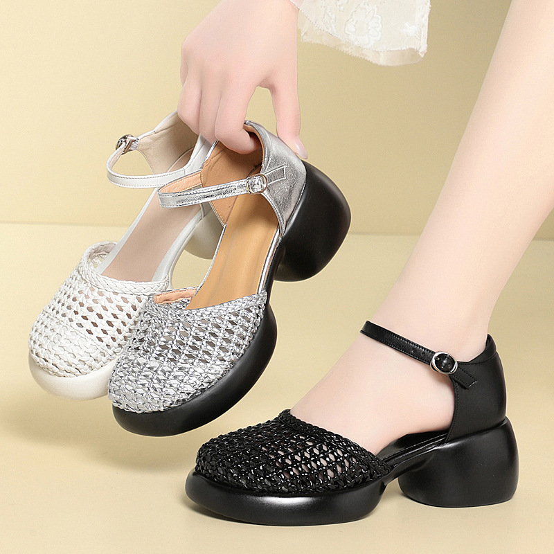 Dép sandal nữ đế xuồng cao gót mũi kín phong cách La Mã — đen