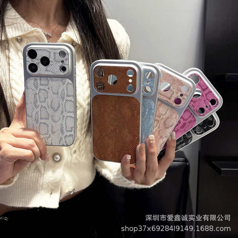 Suitable for iPhone 17 Pro Max Phone Case, European and American Trendy Brand, High-End Snake Skin Pattern, Instantly Transforms into a Large Window Protective Cover Suitable for iPhone 17 Pro Max Phone Case, European and American Trendy Brand, High-End Snake Skin Pattern, Instantly Transforms into a Large Window Protective Cover