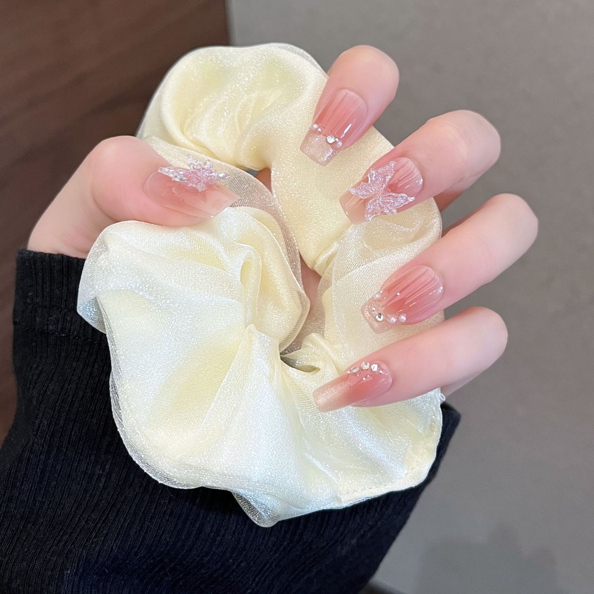 Uñas, uñas, uñas, uñas de mariposa, productos terminados, pegatinas de uñas desmontables al por mayor, parches de uñas, estilos de uñas desmontables