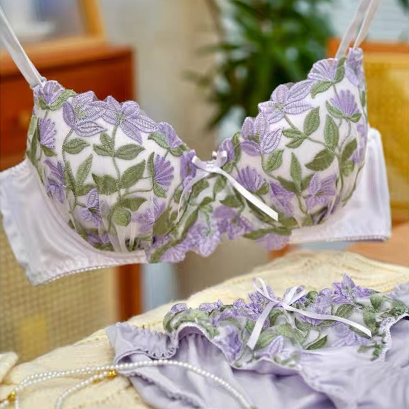 Cross-Border Japanese Pure Lust Embroidered Lace Sexy Big Breasts Showing Small Breasts Gathered Large Size Bra Intimates Set