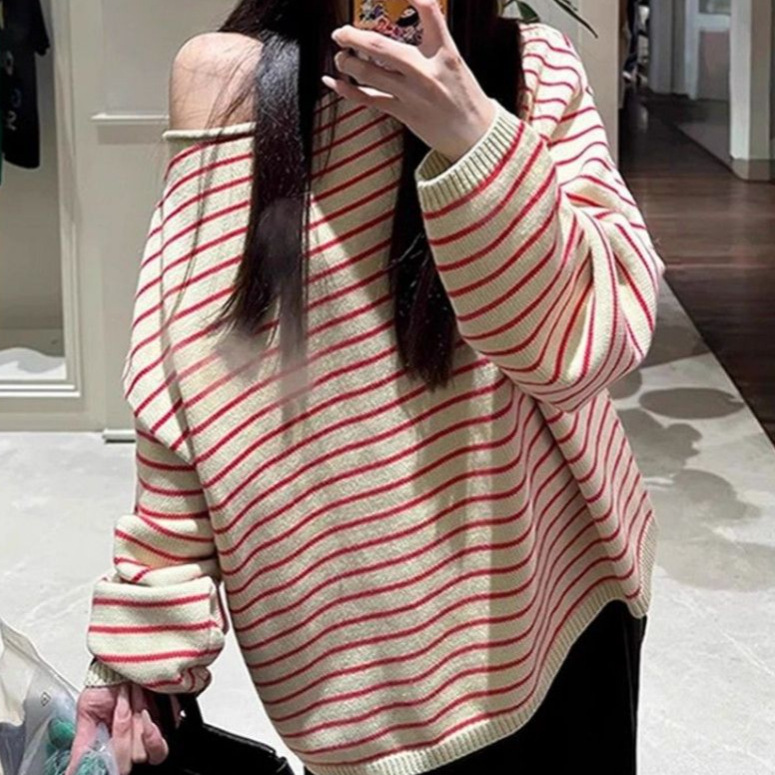Red and white striped off-shoulder long-sleeve sweater, casual and sophisticated knitwear for women, loose and trendy for autumn and winter Red and white striped off-shoulder long-sleeve sweater, casual and sophisticated knitwear for women, loose and trendy for autumn and winter