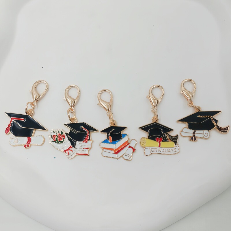Cross-Border New Alloy Enamel Graduation Cap Lobster Clasp Keychain Backpack Pendant Student Graduation Season Souvenir Cross-Border New Alloy Enamel Graduation Cap Lobster Clasp Keychain Backpack Pendant Student Graduation Season Souvenir