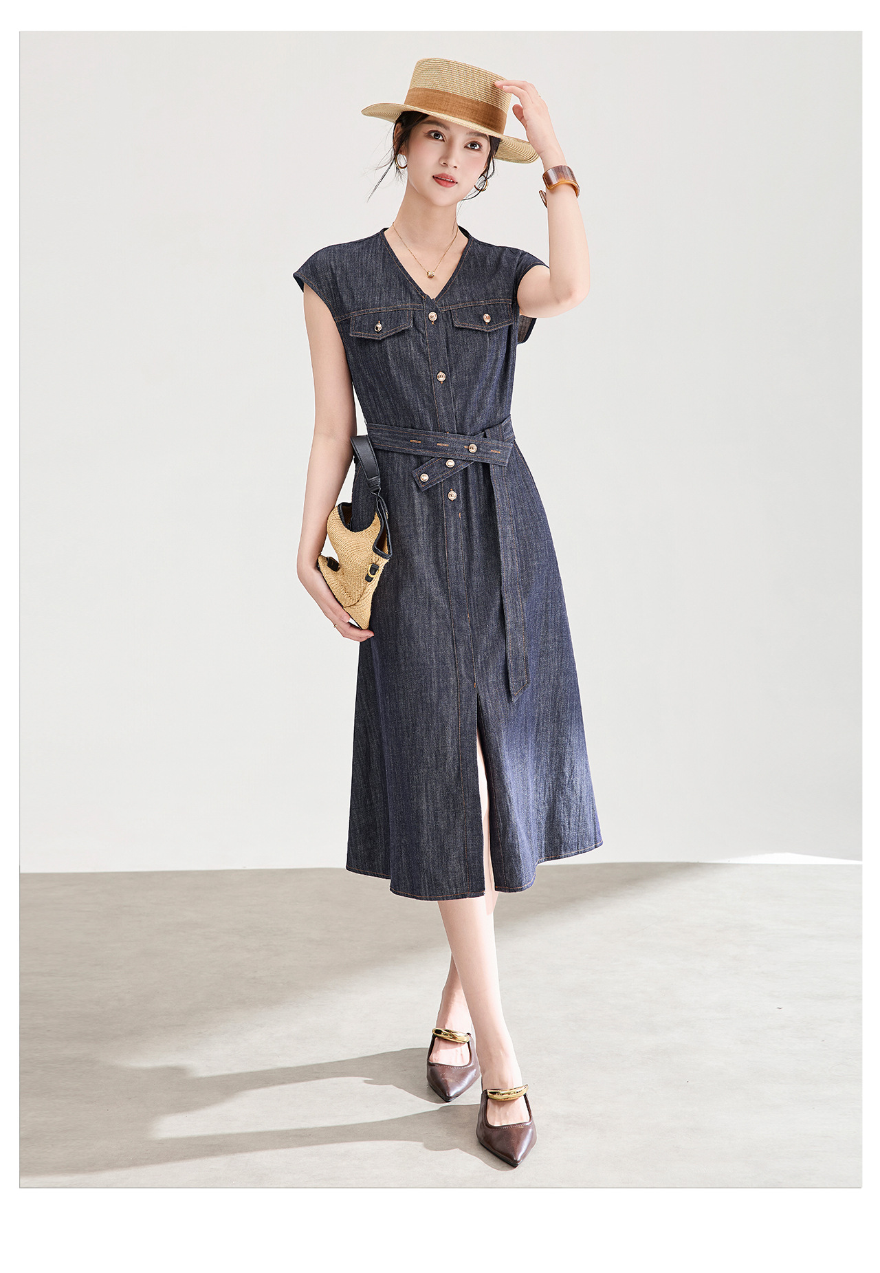 Váy denim nữ cổ ve sành điệu dáng suông midi — xanh đậm chi tiết 11