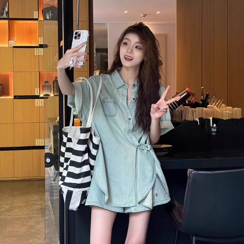 Another Cool and Sassy Denim Suit Pants for Women in Summer, Thin Chic, Cool and Sassy Shorts, Loose Two-Piece Set