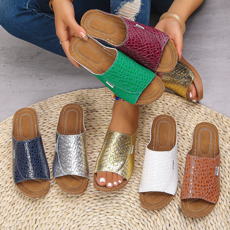 New Cross-Border Large-Size Sandals with Thick Soles, Open-Toe Design, Stitched Lines, European and American Style, Women's Slippers with Crocodile Pattern Pu