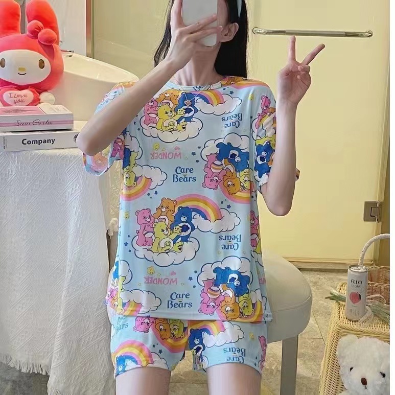 Traje de manga corta - oso arcoíris