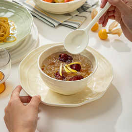 舍里奶油风餐具饭碗家用2025新款碗碟套装高颜值吃饭碗小清新盘子