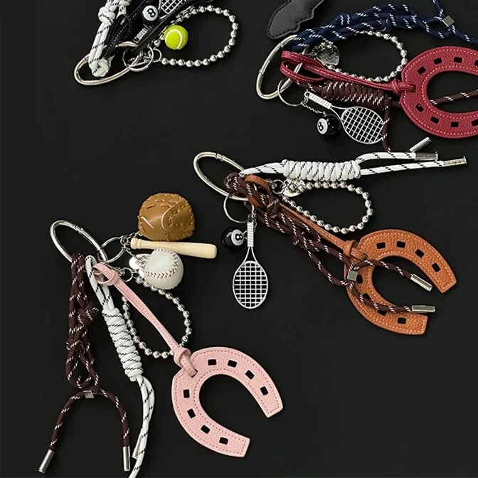 DIY Handmade Horseshoe Bag Pendant H Family Cowhide U-shaped Vegetable Basket Platinum Bag Hanging Car Hanging Advanced Sense DIY Handmade Horseshoe Bag Pendant H Family Cowhide U-shaped Vegetable Basket Platinum Bag Hanging Car Hanging Advanced Sense