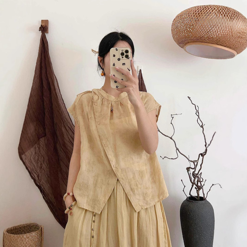 2025 New Chinese Style Slant Placket Shirt Summer Thin Round Neck Top Artistic All-match Elegant Dark Pattern Jacquard Shirt for Women 2025 New Chinese Style Slant Placket Shirt Summer Thin Round Neck Top Artistic All-match Elegant Dark Pattern Jacquard Shirt for Women