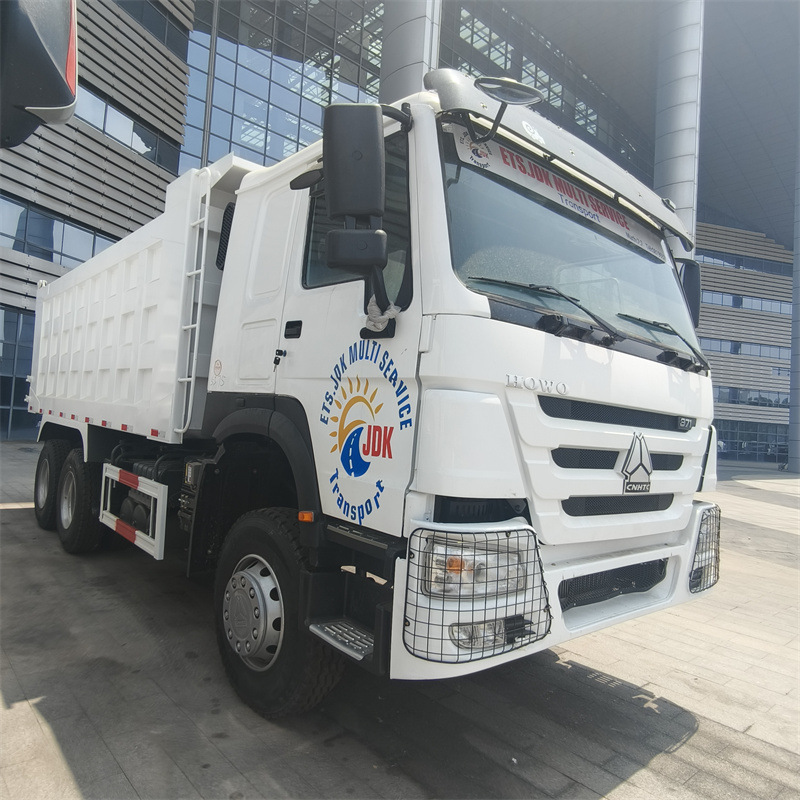 HOWO 371 front four rear eight dump truck cross-border export heavy-duty engineering transport dump truck
