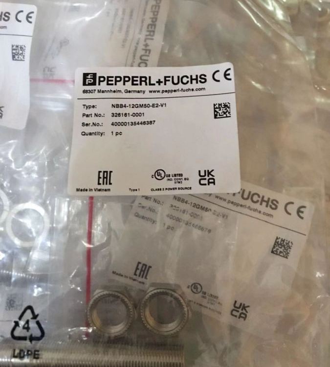 德国P+F电感式接近开关NBB4-12GM50-E2-V1倍加福接近传感器