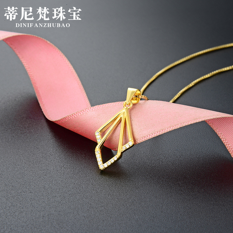 Cadena de clavícula elegante estilo japonés y coreano de las mujeres frescas s925 collar de diamantes de plata colgante de joyería elegante en forma de diamante