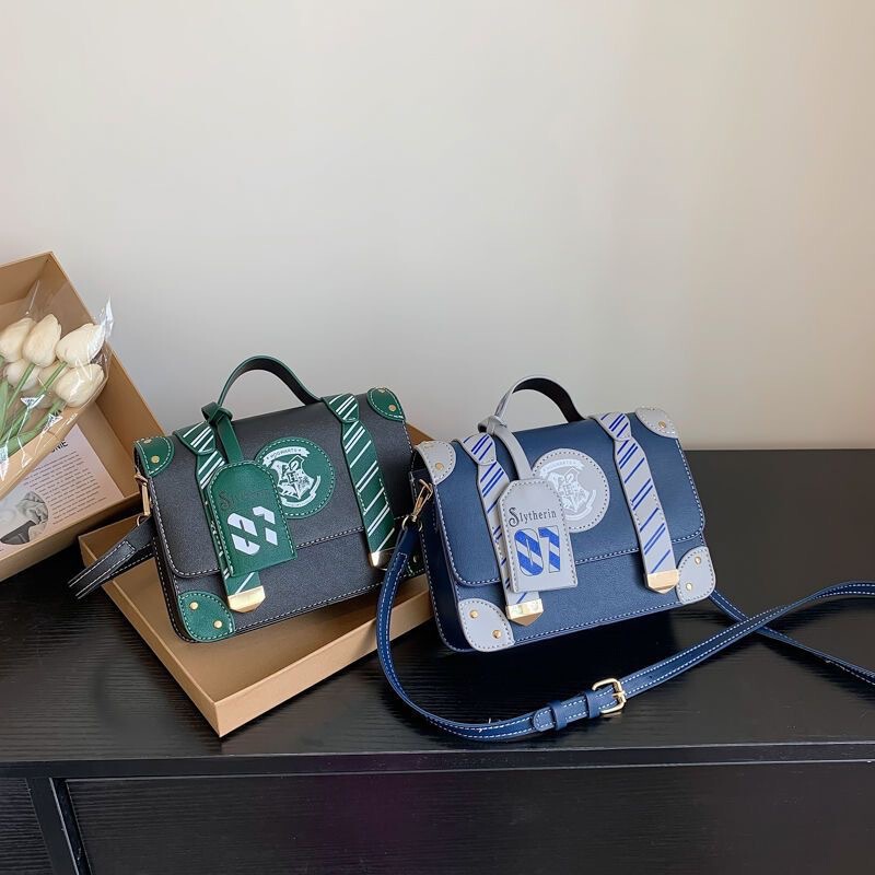 Harry Potter Collaboration Peripheral Bags for Women, Crossbody Handbags, British Style Messenger Bags, College Style Casual Finished Products Trendy