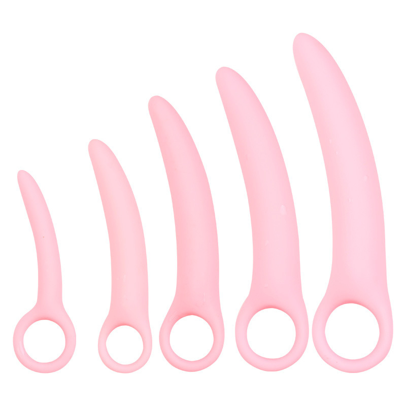 Portable Silicone Crescent Anal Plug, Small Size, Pull Bead Base, Purple — detail image 8