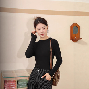 2025 Spring and Summer Design Round Neck Bottoming Shirt, Versatile Slimming Look Pure Color Long-Sleeved Top, Women's Clothing That Can Be Worn Outside