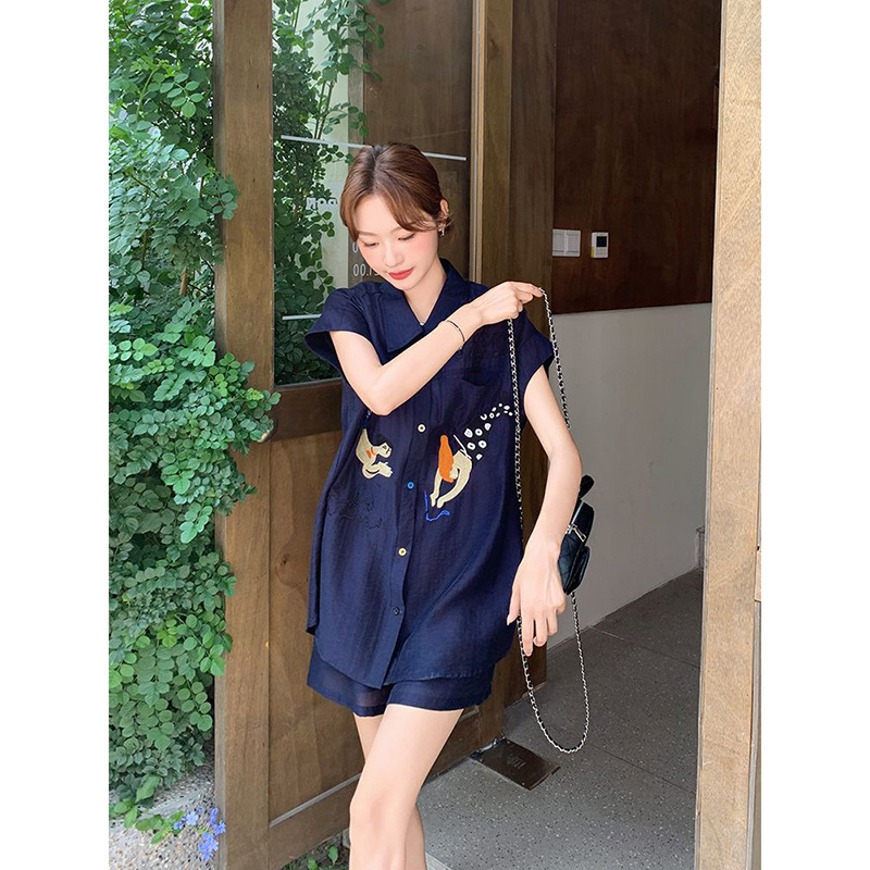 ネイビーブルー年齢軽減刺繍軽量半袖シャツスーツ女性用2025年夏新作小柄ショーツ2点セット|undefined