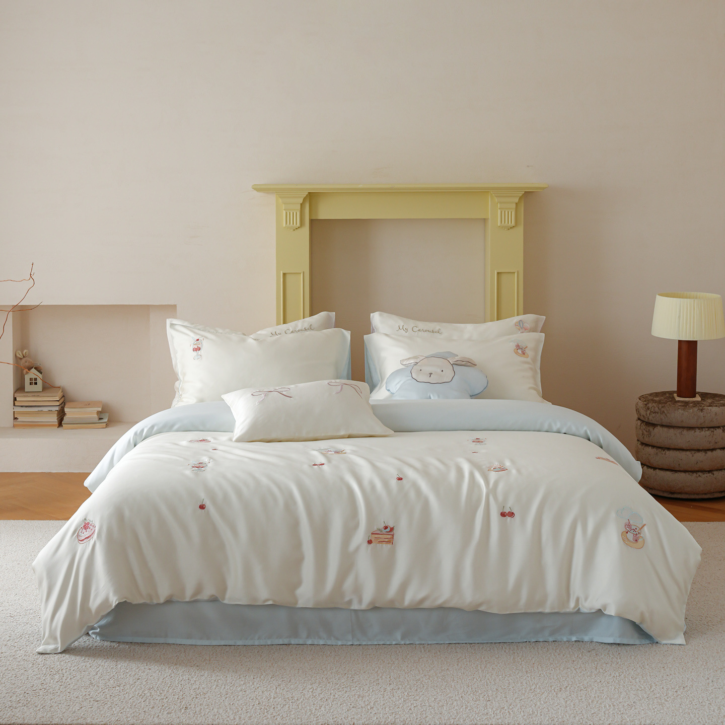 Sommer Eisseide Bettbezug Set Mit Kirschstickerei Für Doppelbett_voghion.com