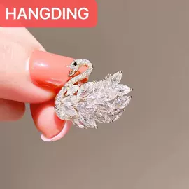 耳环;耳钉;项链