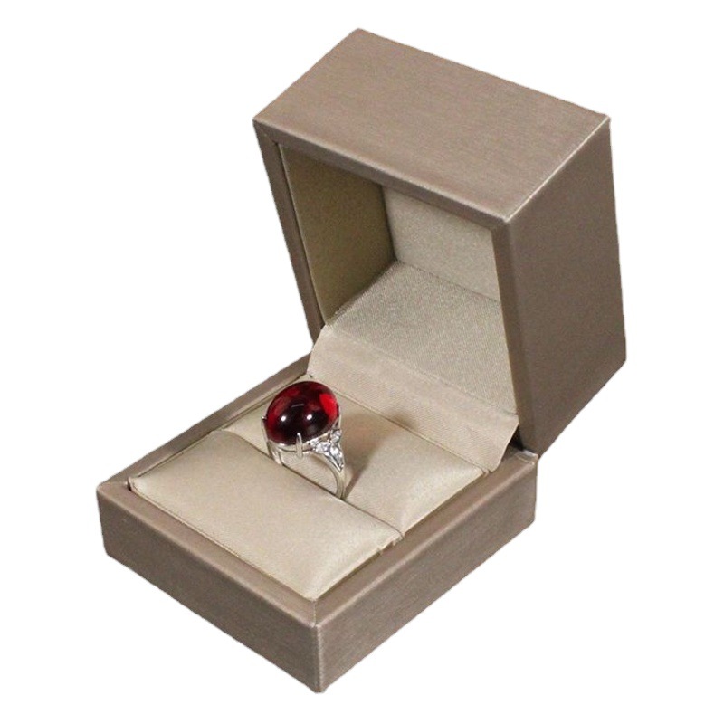 Wenjian cepillado pu caja de joyería de cuero caja de anillo de embalaje caja colgante pulsera collar caja de regalo fabricante