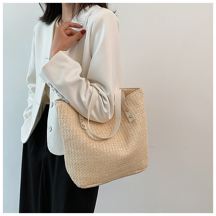 Simple Straw Casual Shoulder Large-capacity Backpack Wholesale 33*25*11cm display picture 1