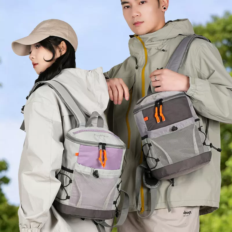 新款轻便户外运动包时尚便携男女通用徒步登山包多功能旅行双肩包