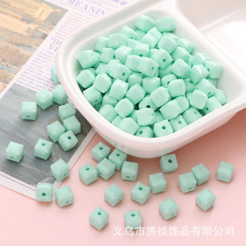 8 ミリメートルアクリルソリッドカラー立体スクエアビーズ手作り diy ビーズブレスレットキーホルダー携帯電話チェーンジュエリー材料|undefined