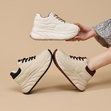 2025年秋冬季新款百搭增高软底运动休闲平底女鞋面包鞋百搭设计感