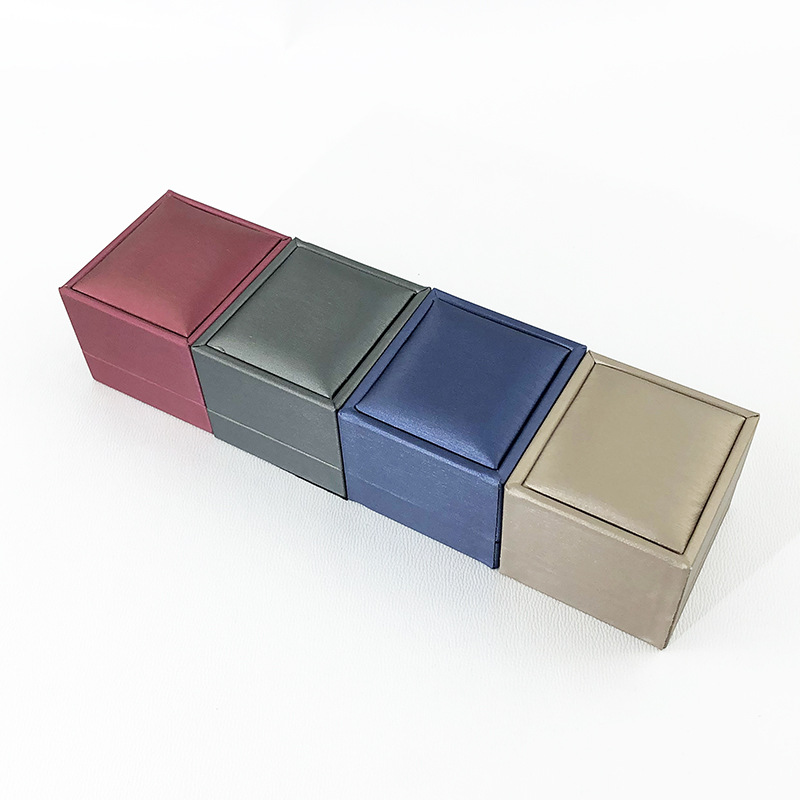 Simple Style Solid Color Pu Leather Jewelry Boxes display picture 14