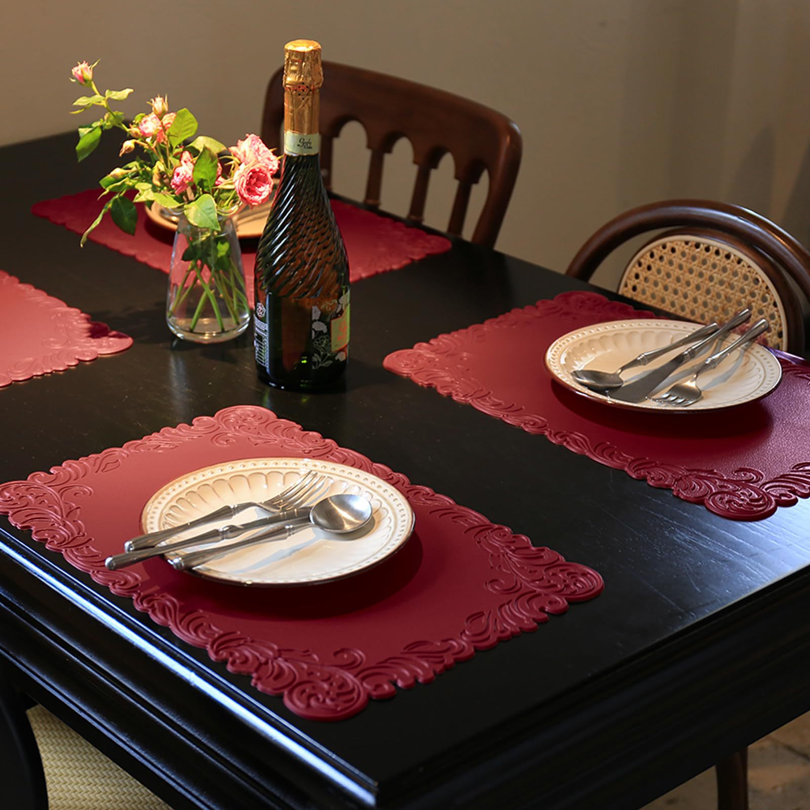 En relieve de cuero en relieve placemat vintage corte PVC placemat AISLAMIENTO impermeable montaña estera de mesa de comida occidental montaña estera de mesa