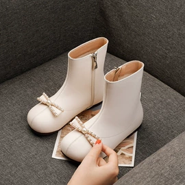 童皮鞋;童凉鞋;童皮靴