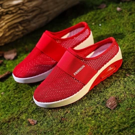 女式雪地靴;女式棉鞋;女式休闲单鞋